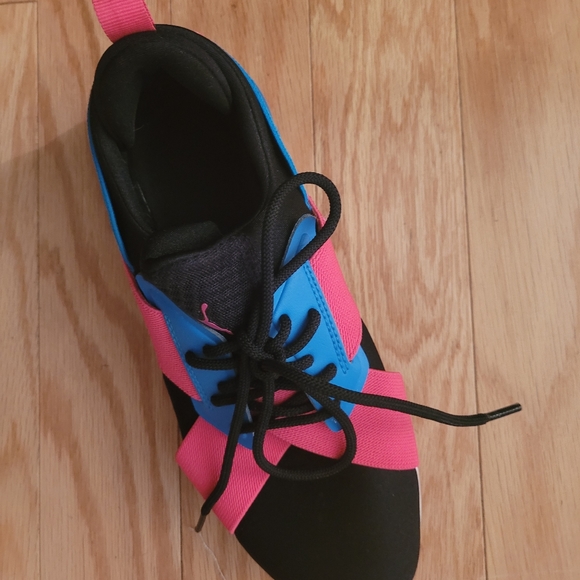 Puma running shoes - Picture 2 of 3